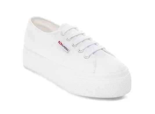 Superga - The Classic Platform Sneaker in White