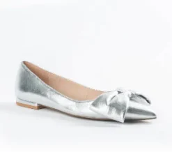 The Bow Pointed Flat in Silver