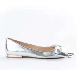 The Bow Pointed Flat in Silver