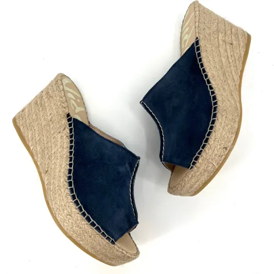 The Center Seam Espadrille Slide Sandal in Navy