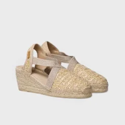 The Classic Closed Toe Espadrille in Raffia