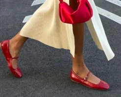 The Crinkle Leather Maryjane in Red