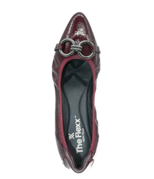 The Flexible Pointed Flat with Ornament in Wine Patent