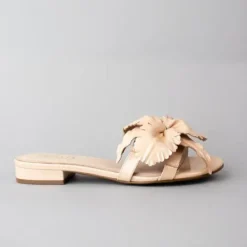 The Flower Slide in Nude
