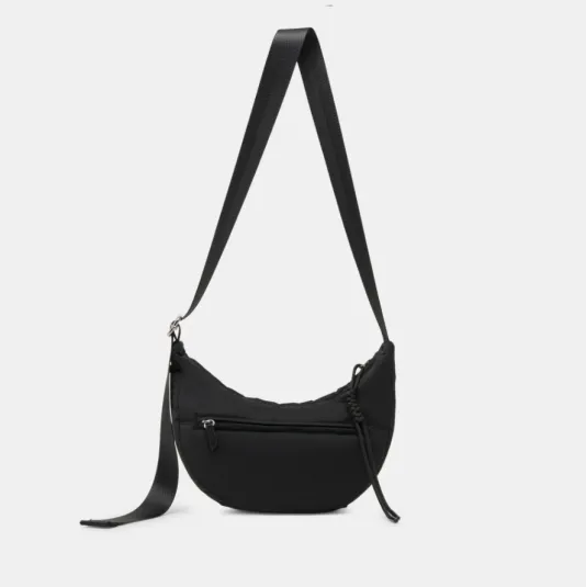 The Knotted Crossbody in Black