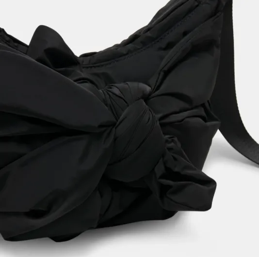 The Knotted Crossbody in Black