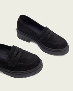 The Lug Loafer in Black