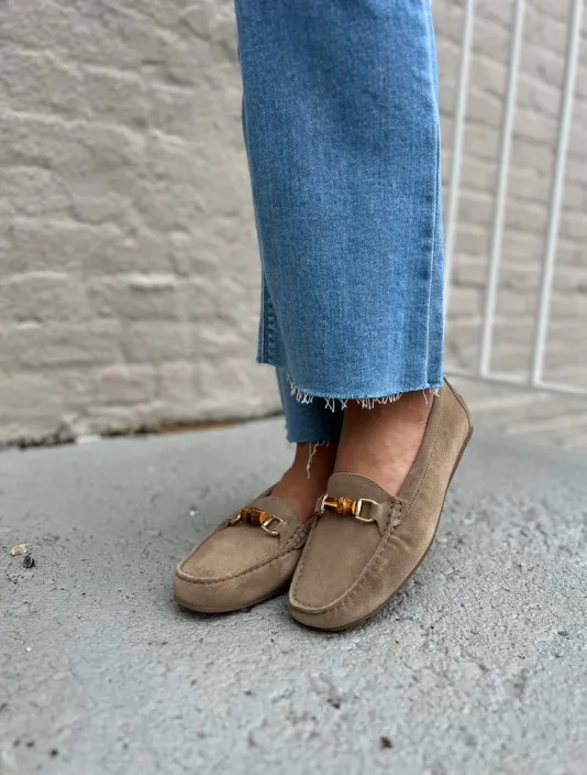The Moccasin with Bamboo Bit in Sabbia