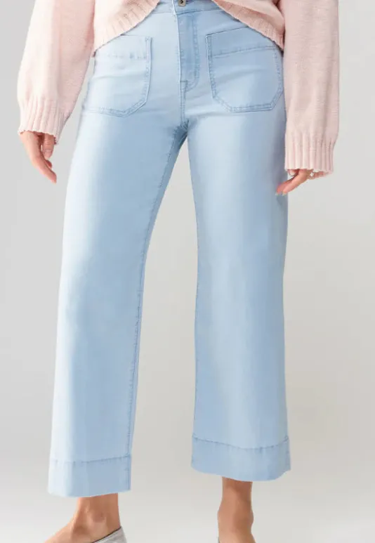The Patch Pocket Wide Leg in Ultra Pale