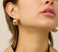 The Puff Drop Earring in Gold