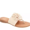 The Raffia Elastic Thong Sandal w Flower in Natural