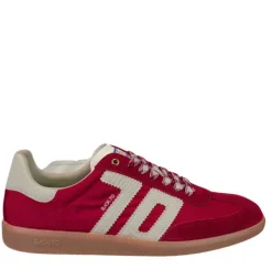 The Retro Soccer Lace Sneaker in Red