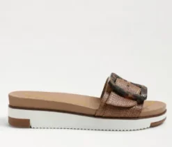 The Sport Slide with Tortoise Buckle in Cuoio