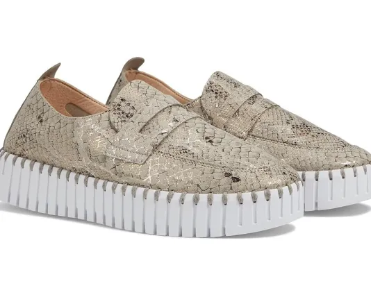 Tulip 3868 - The Metallic Snake Print Loafer Slip On in Wheat